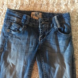 Jolt Low-Rise Skinny Jeans